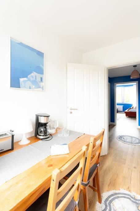 - Sea Apartment Duisburg Center & Parking Spaces & Kingsize Bett - Central Station Hbf - Exterior photo